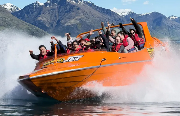 30 minutos en Jet Boat Airlie Beach